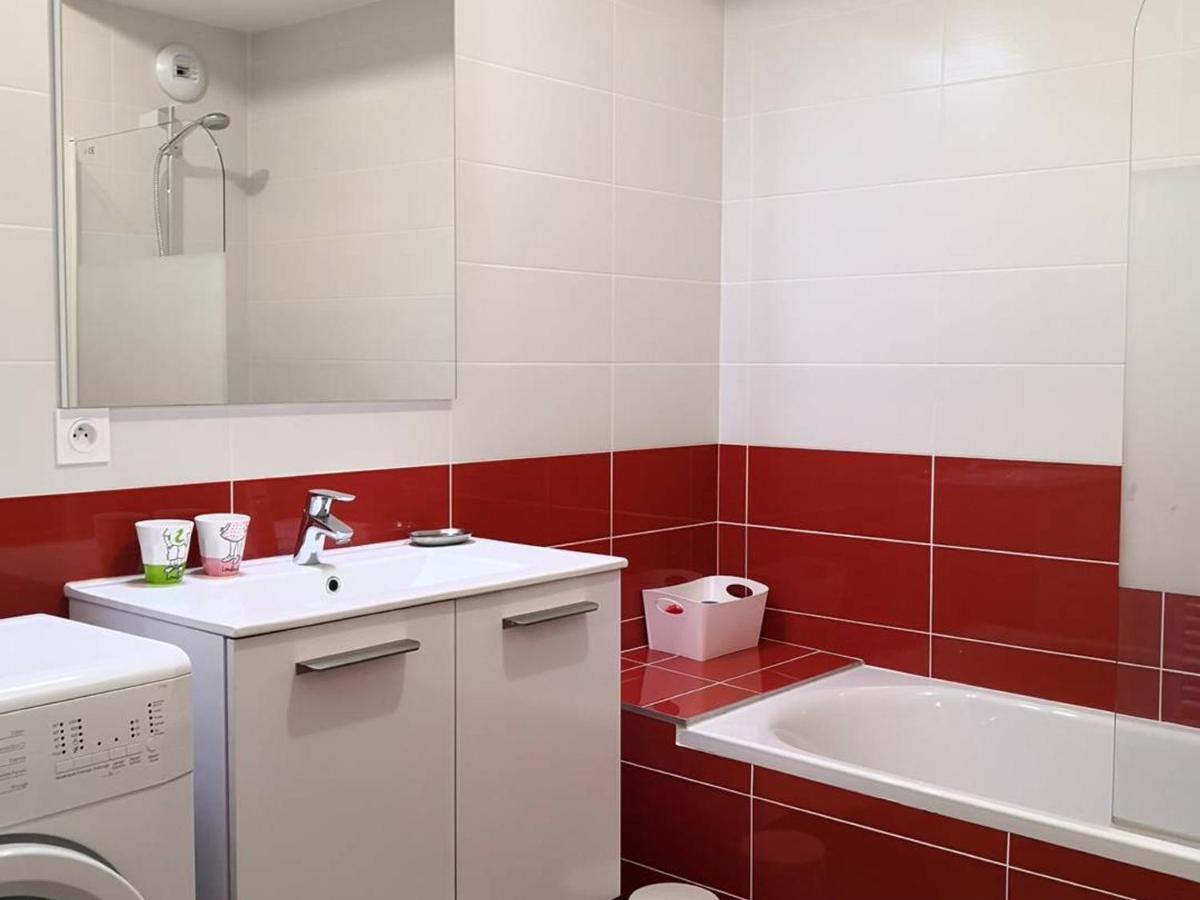 Appartement Fonctionnel Avec Balcon, A 10 Min Du Centre, Parking Gratuit, Ideal Pour 5 Personnes - Fr-1-548-3 วียาร์-เดอ-ล็อง ภายนอก รูปภาพ